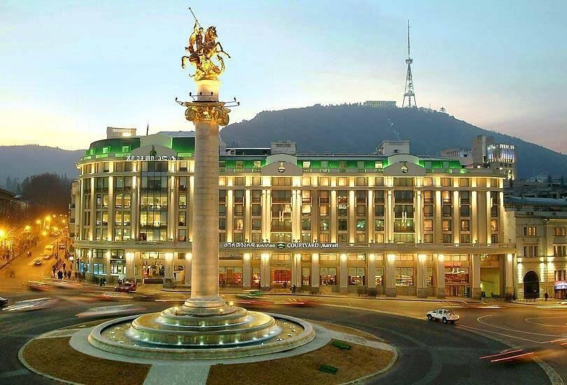 نمایی از خیابان روستاولی در تفلیس